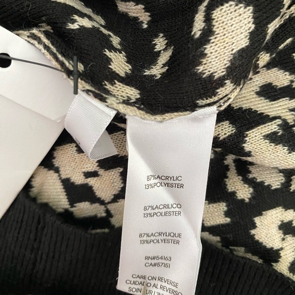Calvin Klein Cheetah Print Mock Neck Button Shoulder Sweater Top NWT Size S - Picture 7 of 8